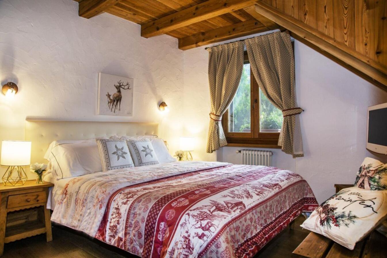 Bijoux Des Alpes - Mont Blanc Village Ла Сале Стая снимка