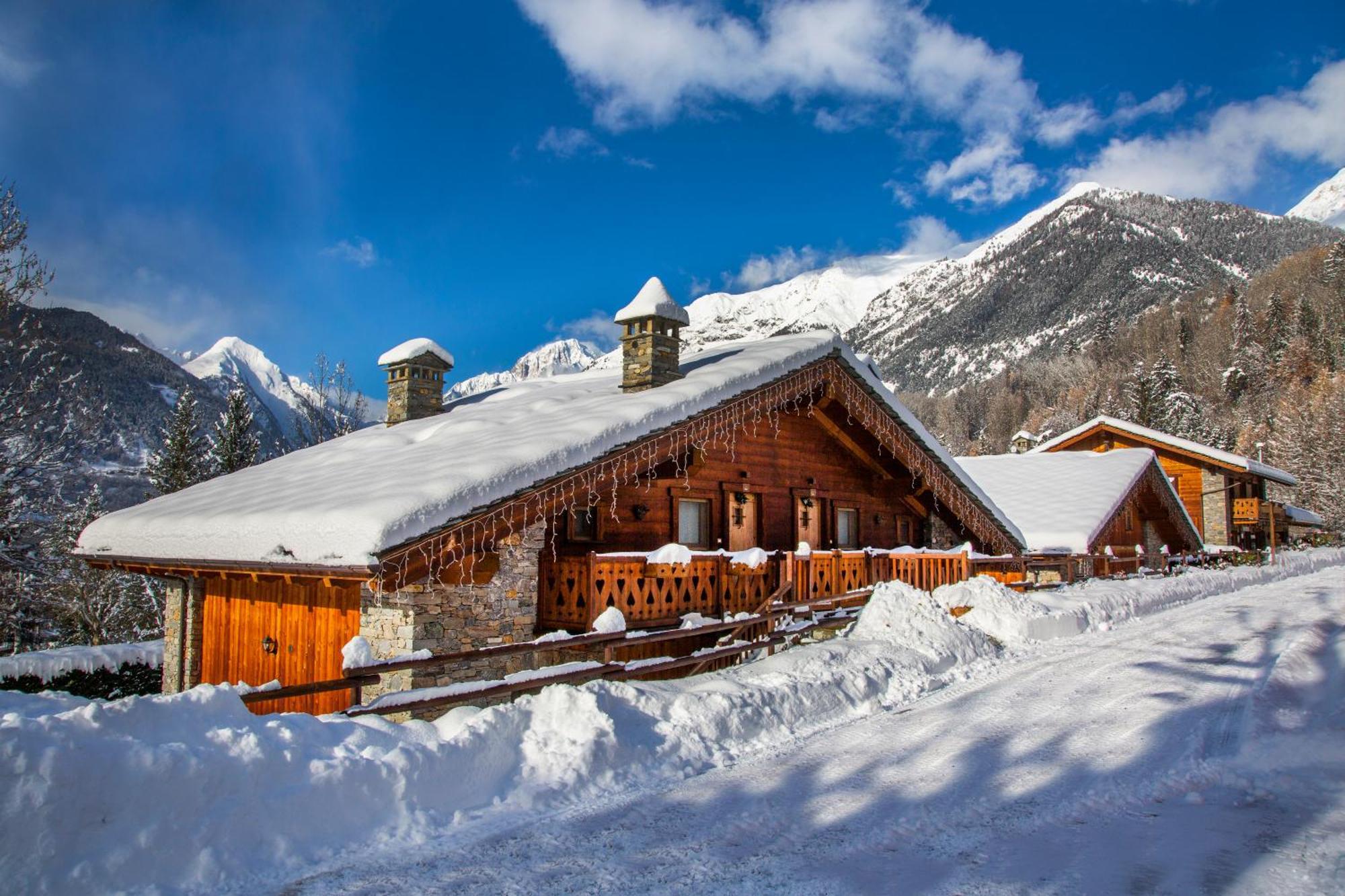 Bijoux Des Alpes - Mont Blanc Village Ла Сале Екстериор снимка