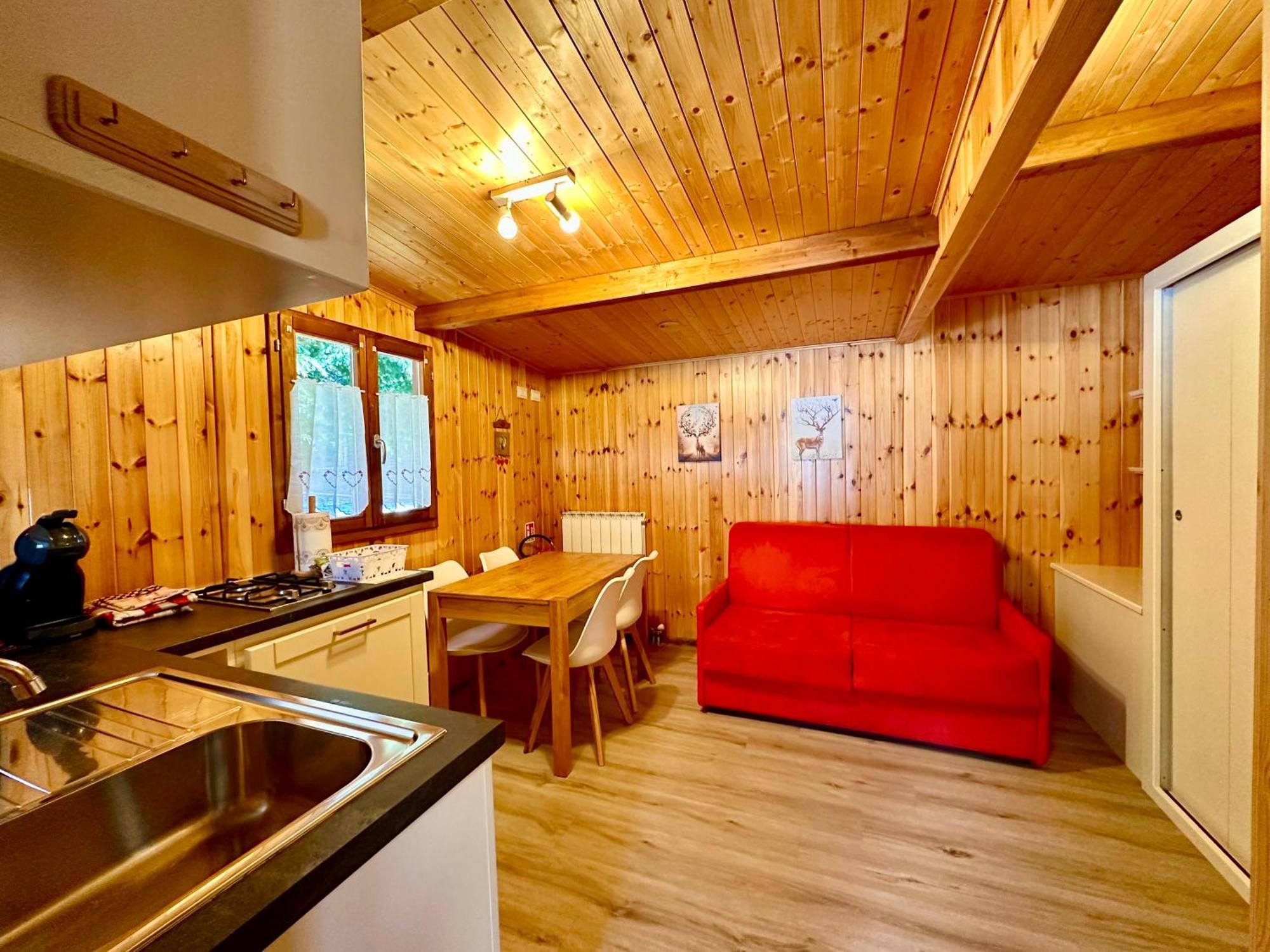 Bijoux Des Alpes - Mont Blanc Village Ла Сале Стая снимка