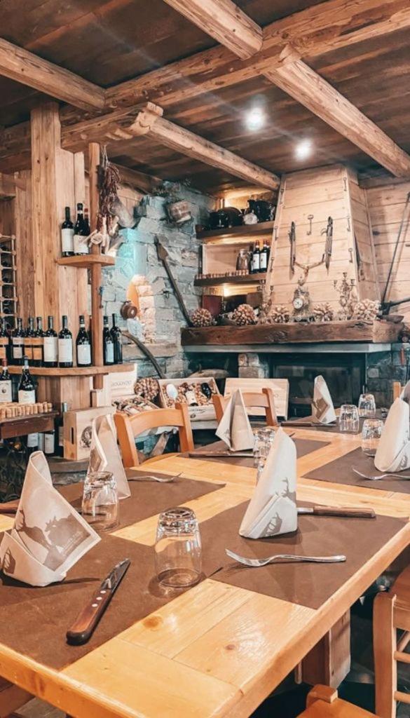 Bijoux Des Alpes - Mont Blanc Village Ла Сале Екстериор снимка