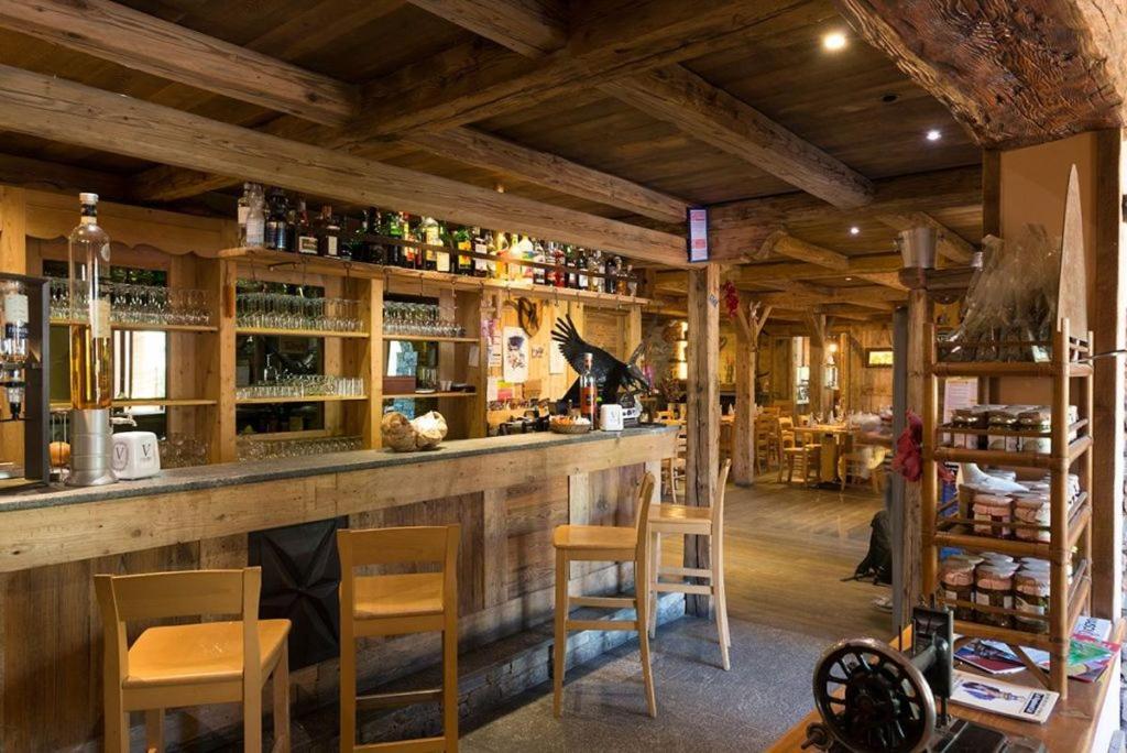 Bijoux Des Alpes - Mont Blanc Village Ла Сале Екстериор снимка