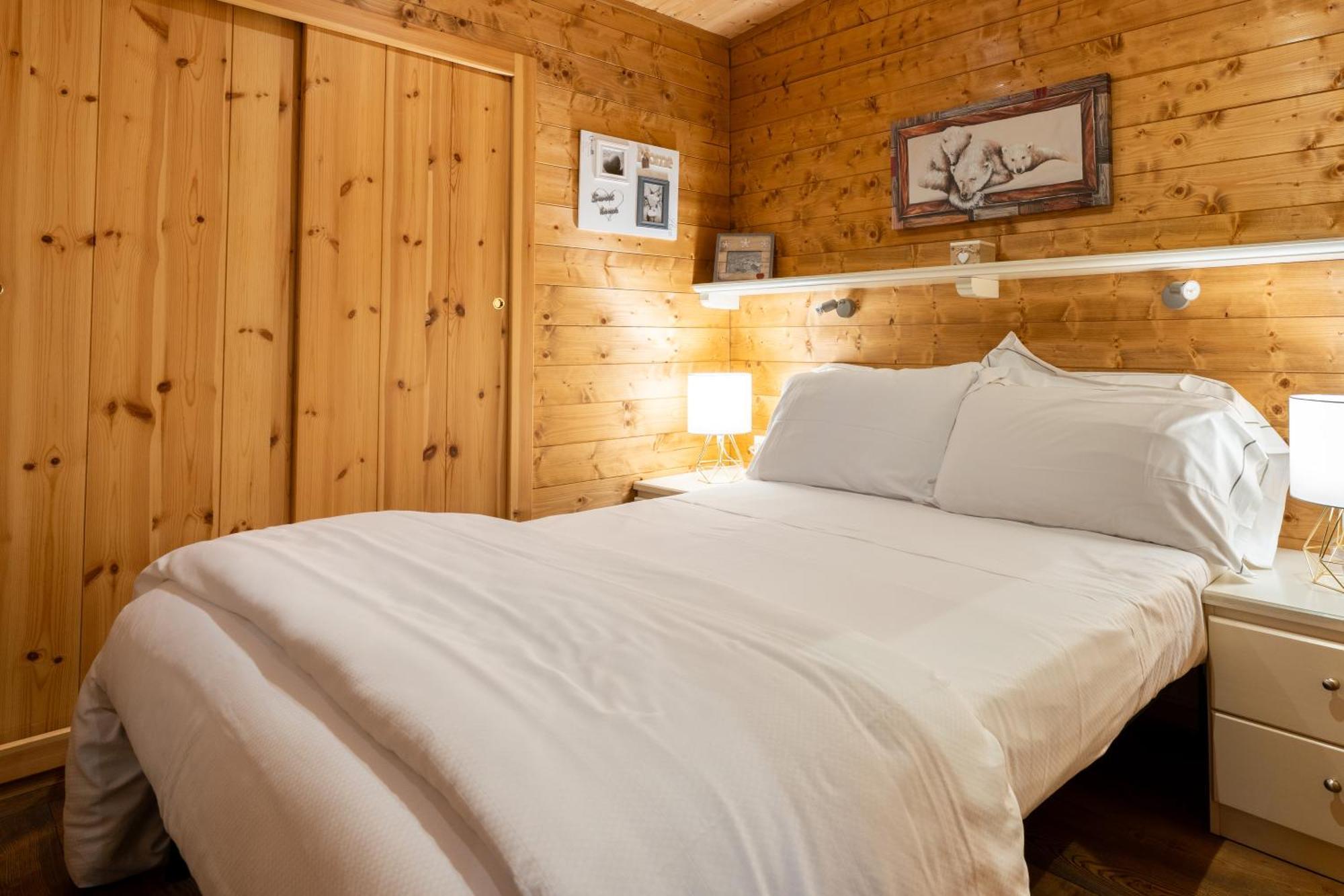 Bijoux Des Alpes - Mont Blanc Village Ла Сале Екстериор снимка
